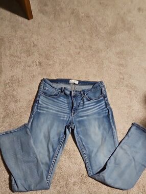 BKE Payton Light Wash Women's Slim Bootcut Jeans